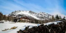 Case in montagna, rendimenti in vetta grazie alla destagionalizzazione. Da Cortina a Courmayeur, ecco quanto costano