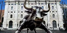 Piazza Affari alla prova dei record: Milano torna a 50 mila e c&rsquo;&egrave; chi ha fatto +5000% dal 2000 a oggi. I titoli su cui puntare