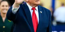 Trump snobba il conflitto d&rsquo;interessi e usa la Casa Bianca per arricchirsi. I casi di insider trading del Tycoon