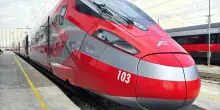 Frecciarossa rinnova il brand e accelera sugli investimenti: nuovo logo e quinto treno di nuova generazione in servizio