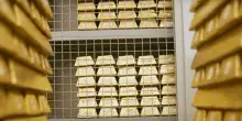 Banche centrali ancora affamate di oro. Il 45% degli istituti vuole aumentare le quote di metallo giallo nelle riserve