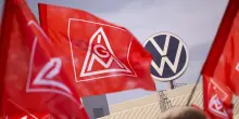 Volkswagen, l&rsquo;estrema destra entra nei consigli di fabbrica: primi seggi per il sindacato vicino ad AfD