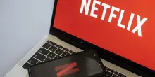 Netflix dovr&agrave; rimborsare fino a 500 euro per i rincari illegittimi. Lo ha stabilito il Tribunale di Roma