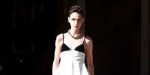 Vivetta gioca tra tailoring e abiti playful
