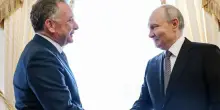 Witkoff ossequia Putin: &laquo;Anche lei &egrave; un umanitario&raquo;. Ira tra i repubblicani, Mosca frena sulla pace