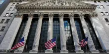 Big tech, utili record e corsa all&rsquo;AI: oltre 700 miliardi di investimenti nel 2026. Il mercato premia Alphabet, Meta cade