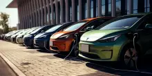 Auto elettriche verso il sorpasso definitivo sulle termiche in Europa entro il 2030