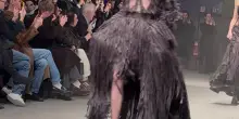 L&rsquo;opera al nero di Fausto Puglisi per Roberto Cavalli alla Milano fashion week