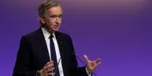 Bernard Arnault: «Armani ci onora indicando Lvmh per una partnership con la sua maison»