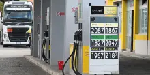 Caro benzina, i prezzi pi&ugrave; alti nei distributori IP e Tamoil. Per il diesel record alle pompe Q8. Eni contiene i rialzi