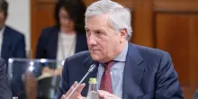 Manovra, scontro tra Lega e Forza Italia sugli extraprofitti. Tajani: non ci sarà la tassa da Urss