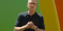 Apple negozia nuovi accordi con gli editori per potenziare Siri