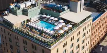MCR Hotels acquisisce Soho House per 2,7 miliardi di dollari: la catena di club esclusivi dirà addio a Wall Street