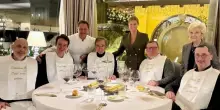 Bernard Arnault e Thierry Stern di Patek Philippe a cena insieme al Da Vittorio, lo scatto diventa virale