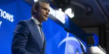 Usa, il segretario della Guerra Pete Hegseth: basta generali grassi nei corridoi del Pentagono