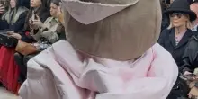 Comme des garçons tra le sculture manga alla Paris fashion week