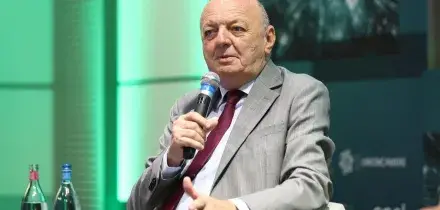 Energia green per la Difesa, avanti col piano da 768 milioni