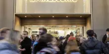 Rinascente a Milano chiuder&agrave; alle 15 domani per cautelarsi da nuovi scontri