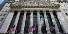La diretta da Wall Street | Le borse Usa virano in rialzo. Snowflake sigla partnership con OpenAI da 200 di milioni di dollari