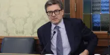 Mps, Giorgetti: &laquo;Il Tesoro uscir&agrave; dal capitale alle migliori condizioni&raquo;. Governo neutrale su risiko bancario