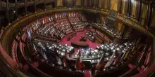 Cos&igrave; i parlamentari potranno salvare l&rsquo;ex vitalizio anche in caso di voto anticipato prima della fine di gennaio