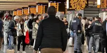 Rfi, multa da 1,75 milioni per il caos ferroviario causato da un &laquo;chiodo&raquo; a Roma Termini