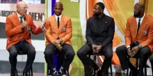 Il 'Redeem Team' entra nella Hall of Fame: il siparietto tra capitan Kidd e LeBron. VIDEO
