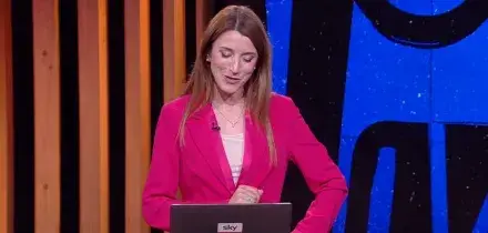 Annalisa e Madame insieme nella canzone 'Amica'