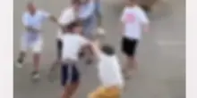 Anziani picchiati da banda di ragazzi, arrestato 18enne nel Napoletano