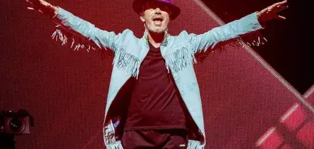 Jamiroquai al Lucca Summer Festival, hit senza tempo non stonano mai