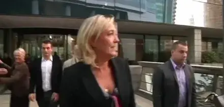 Marine Le Pen si candida alle presidenziali 2027
