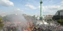 Francia, proteste studentesche: scontri con polizia e scuole occupate
