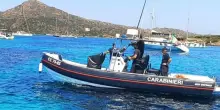 Sardegna, col gommone nell'area marina protetta dell'Asinara: multato
