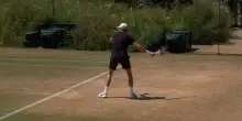 Sinner in campo: inizia l'allenamento pre finale