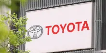 Toyota taglia produzione di 83mila auto per chiusura Stretto Hormuz