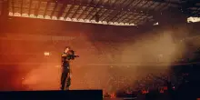 Tedua domina San Siro. Tra gli ospiti Bresh, Lazza e Annalisa