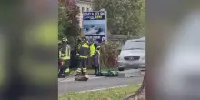 Jesolo, albero cade su un'auto: morto militare 46enne