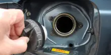 Diesel e gasolio sporco, come accorgersene e cosa fare subito