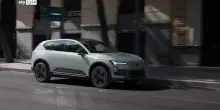 Volvo EX60, la prova su strada del suv elettrico