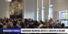 Musica e spiritualità, alla Triennale Shablo accoglie Sadhguru per un incontro con la comunità creativa