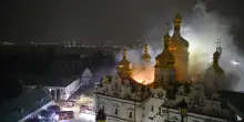 Ucraina, raid russo su monastero patrimonio Unesco a Kiev: gravi danni