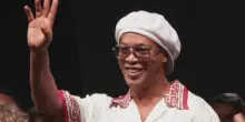 Ronaldinho presentato a Ravenna: l'accoglienza del pubblico e dei compagni