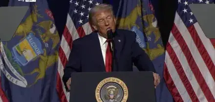 Iran, Trump a manifestanti: rendete l'Iran di nuovo grande