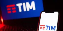 Poste presenta l'opas totalitaria per l'acquisto di Telecom Italia