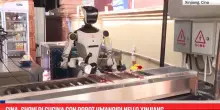 Cina, show di cucina con robot umanoidi nello Xinjiang