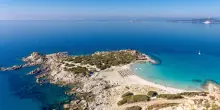 Spiagge a numero chiuso in Sardegna, quali sono e come prenotarle