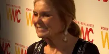 Gloria Steinem, icona del femminismo anni Settanta, &egrave; morta a 92 anni