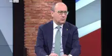 Bagnai: 'Si dovr&agrave; procedere con scostamento di bilancio'