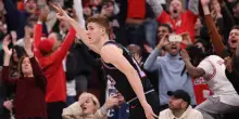 Huerter fa impazzire lo United Center: la sua tripla sulla sirena affonda i Celtics
