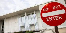 Usa, chiuso Kennedy Center: Trump: ristrutturazione solo col mio nome